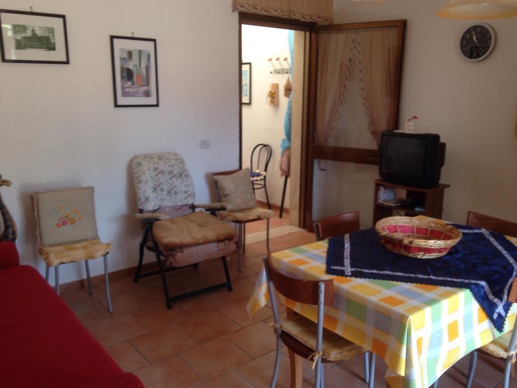 Casa Vacanze Torre Lapillo Exterior foto